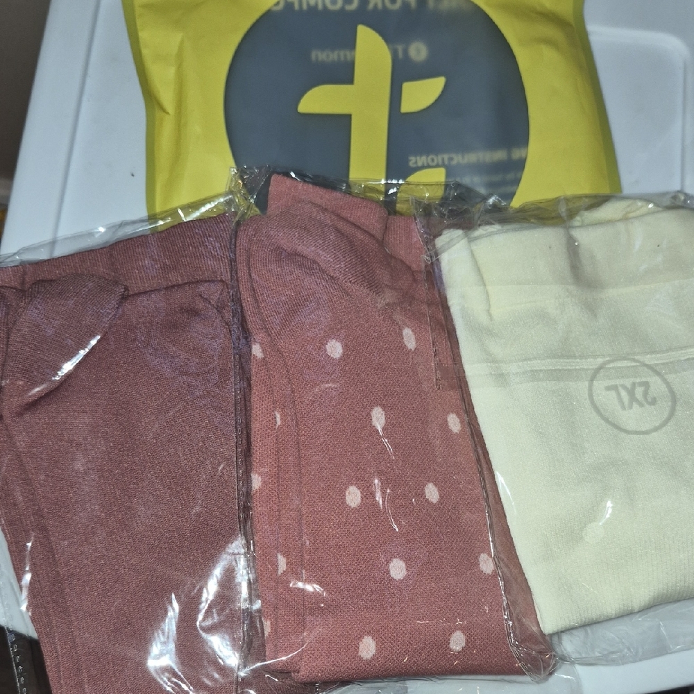 TinyLemon Compression Socks 3-Pack Women's Socks in Dusty Rose & Cream